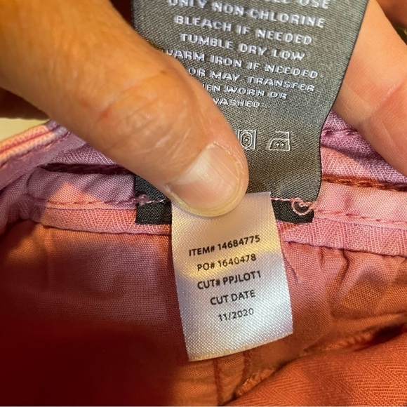 Torrid colored denim shorts cuffed Size 18 - Picture 6 of 7